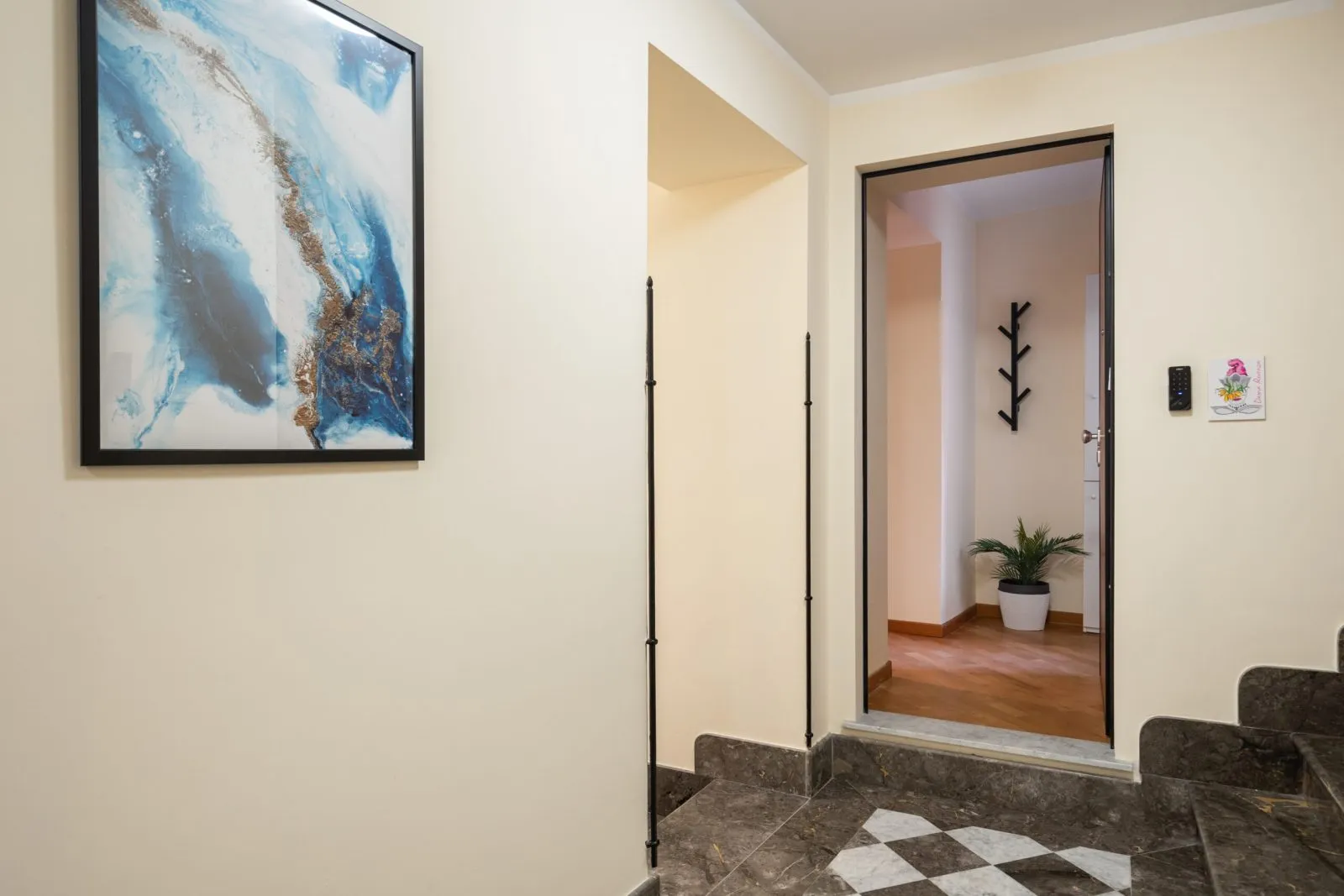 Casa Dama Rovenza — 3
