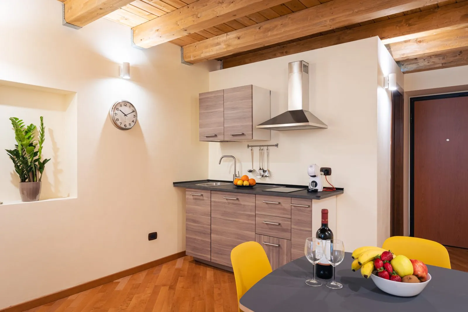 Casa Ferraù — 10